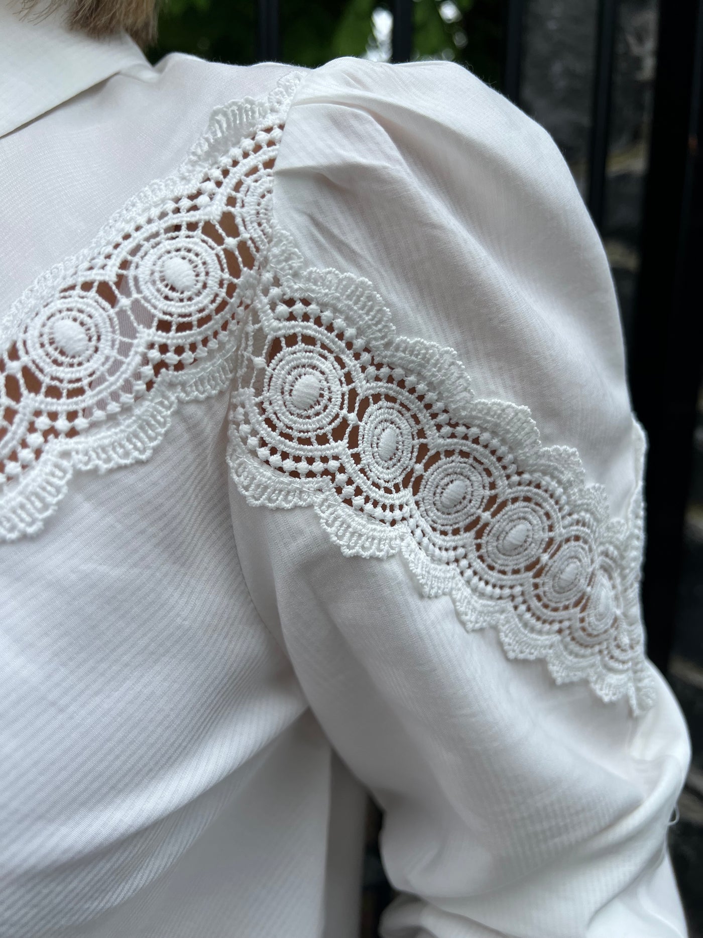White Crochet Lace Button-Up Top 4350t